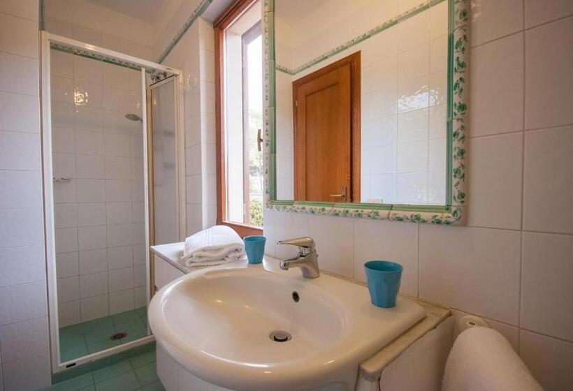 Апартаменты 2 Спальни, Residence Le Grazie Est