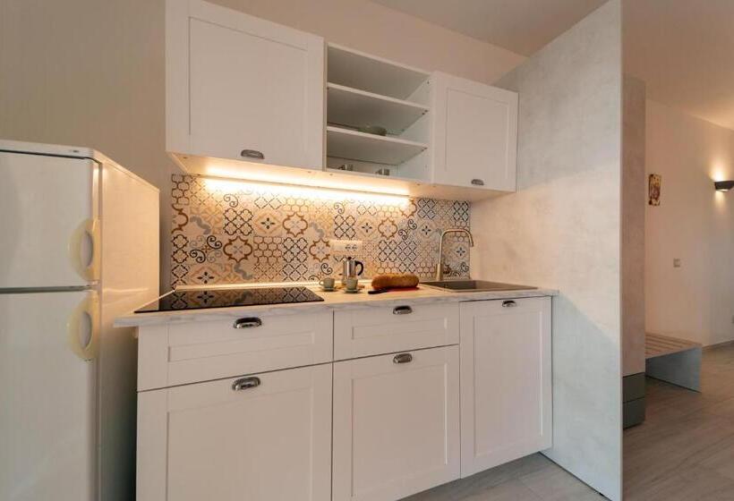 豪华工作室, Residence Le Grazie Est