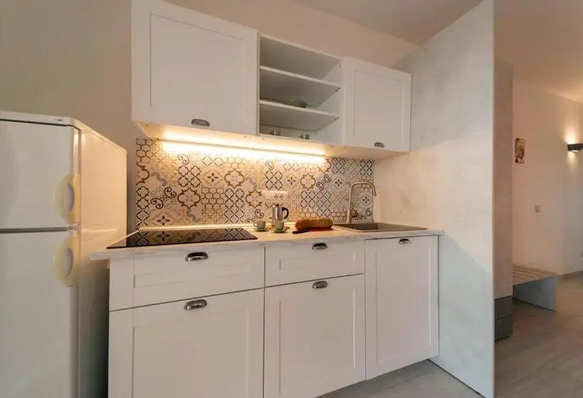 デラックススタジオ, Residence Le Grazie Est