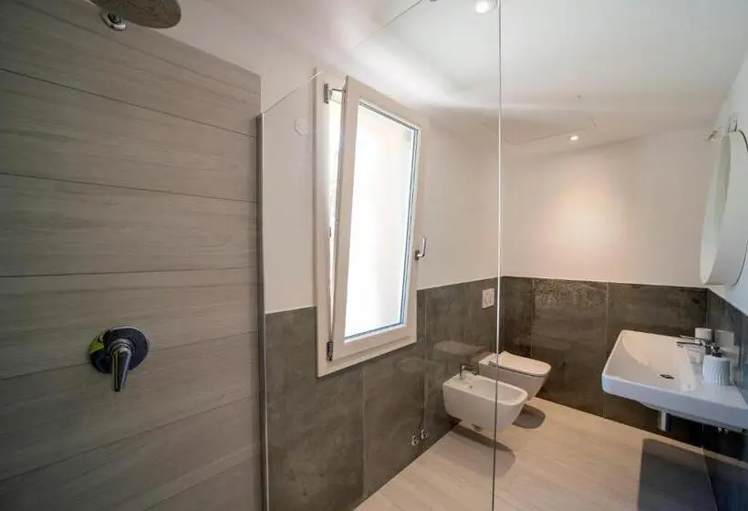 １ベッドルームのデラックスアパートメント, Residence Le Grazie Est