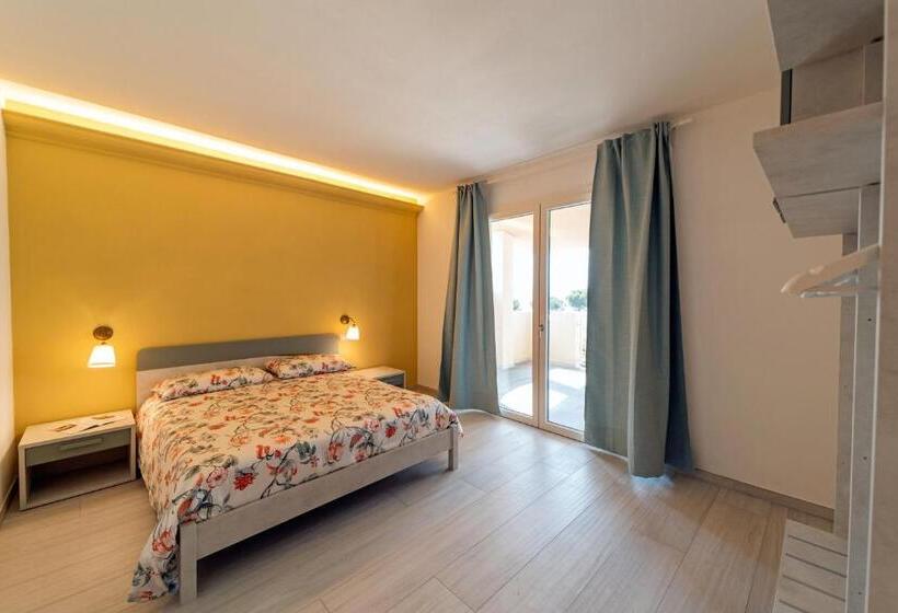 带1个卧室的豪华公寓, Residence Le Grazie Est