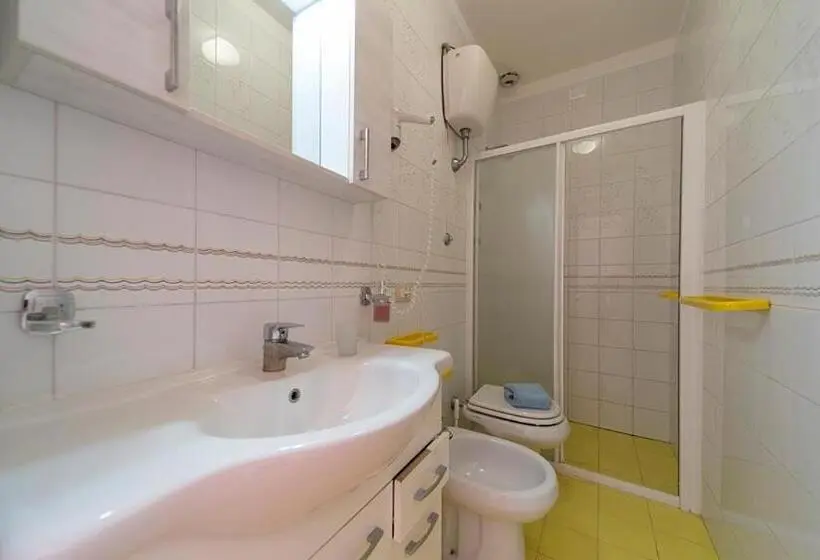 ２ベッドルームハウス, Residence Le Grazie Est