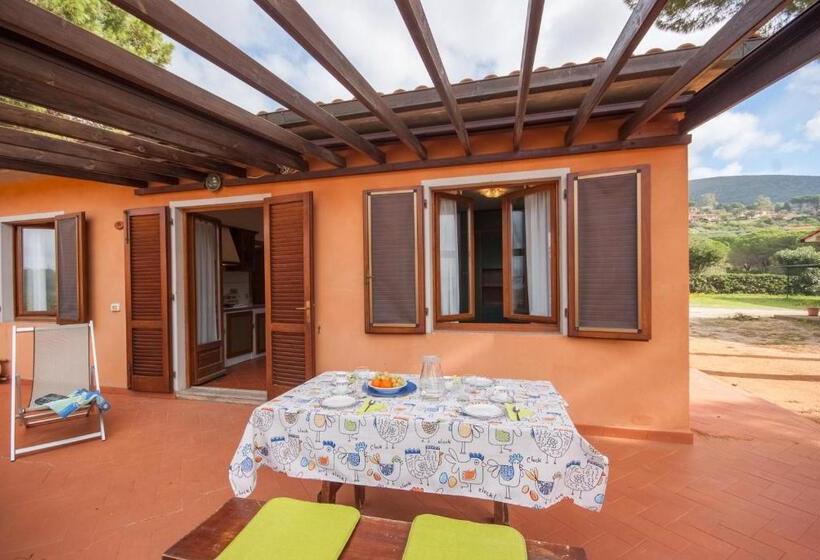 带2个卧室的公寓, Residence Le Grazie Est