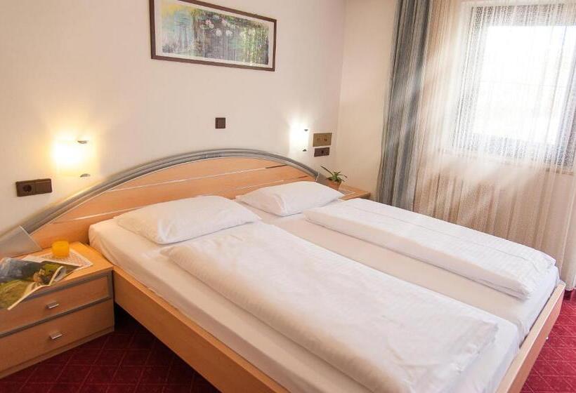 דירת שלושה חדרים, Appartement  Und Wellnesshotel Winkler