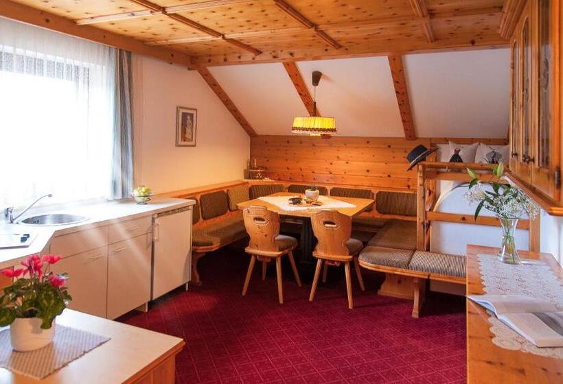 Апартаменты 3 Спальни, Appartement  Und Wellnesshotel Winkler
