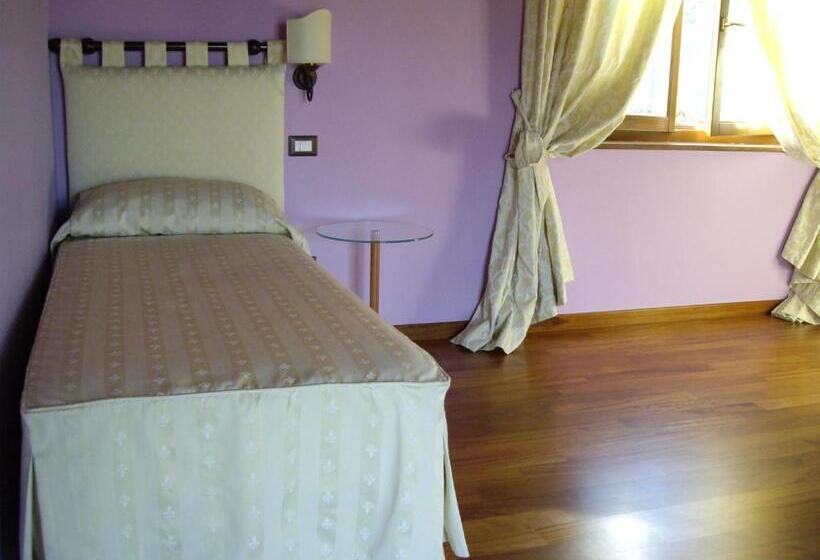 Номер Стандарт Трехместный, Agriturismo Il Borgo Degli Ulivi