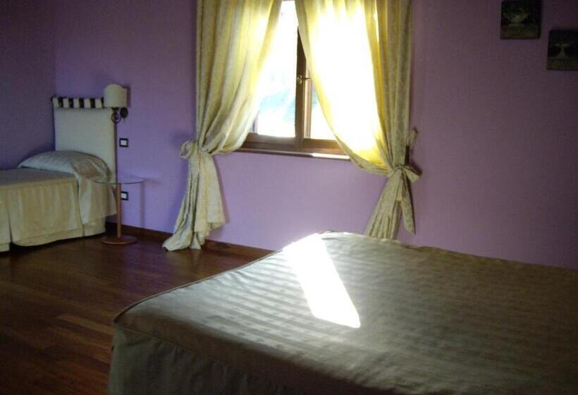 Номер Стандарт Трехместный, Agriturismo Il Borgo Degli Ulivi