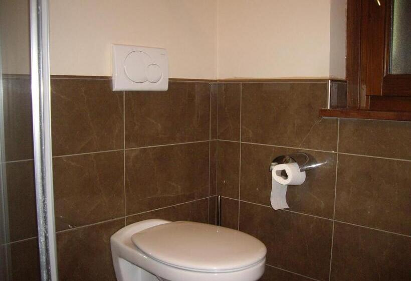 Номер Стандарт Трехместный, Agriturismo Il Borgo Degli Ulivi