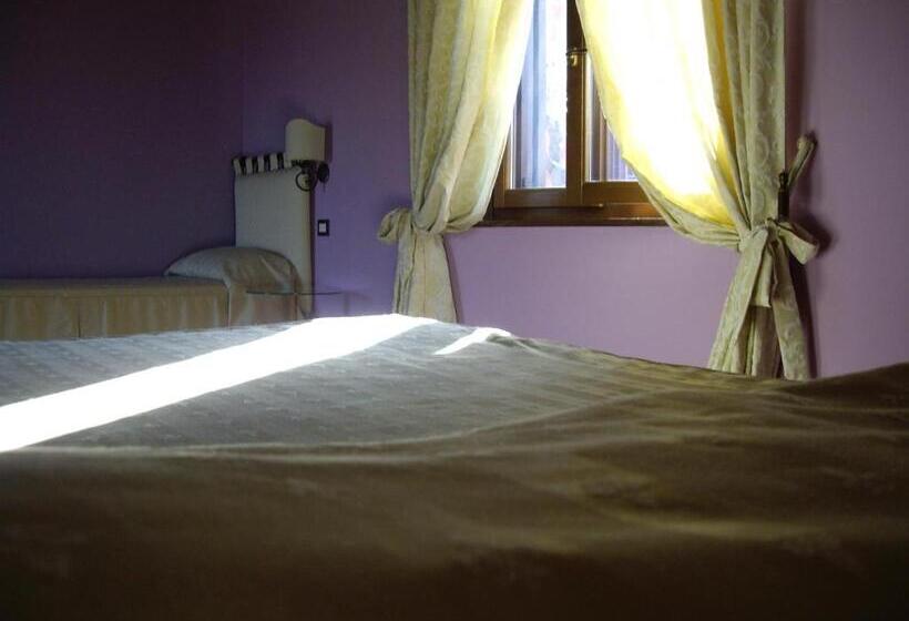 Номер Стандарт Трехместный, Agriturismo Il Borgo Degli Ulivi