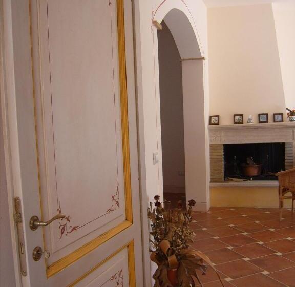 Апартаменты 1 Спальня, San Giovanni Al Monte