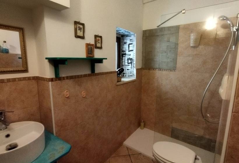 Номер Стандарт, Dimora Delle Badesse