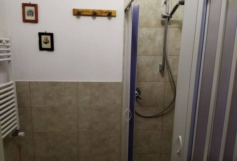 חדר בסיסי, Dimora Delle Badesse