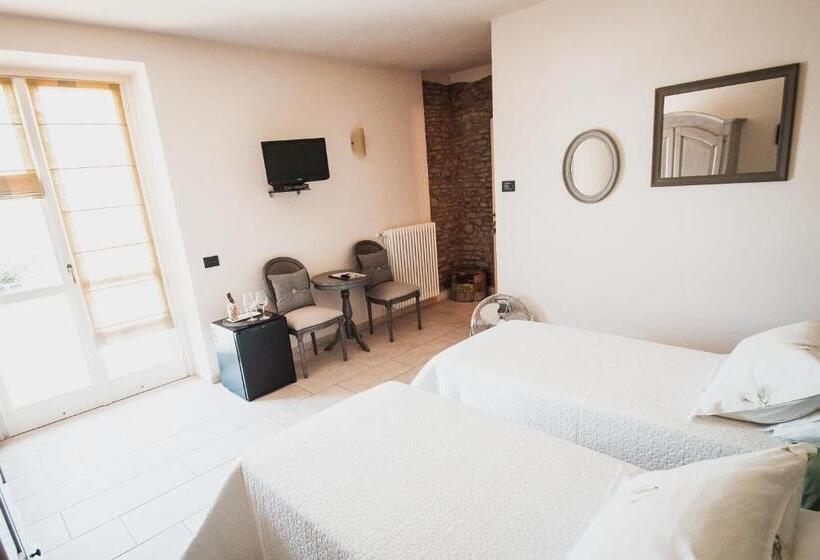 חדר סטנדרט עם מרפסת, La Rola