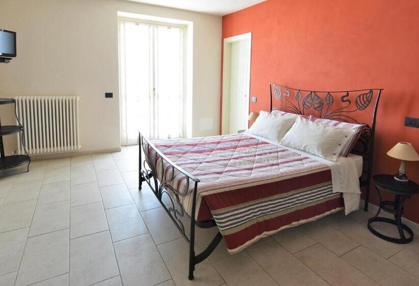 חדר סטנדרט, La Rola