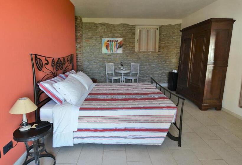 חדר סטנדרט, La Rola