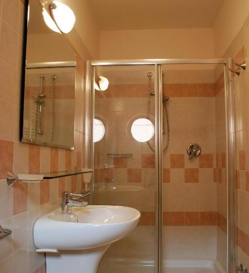 استودیوی استاندارد, Residence Olimpo