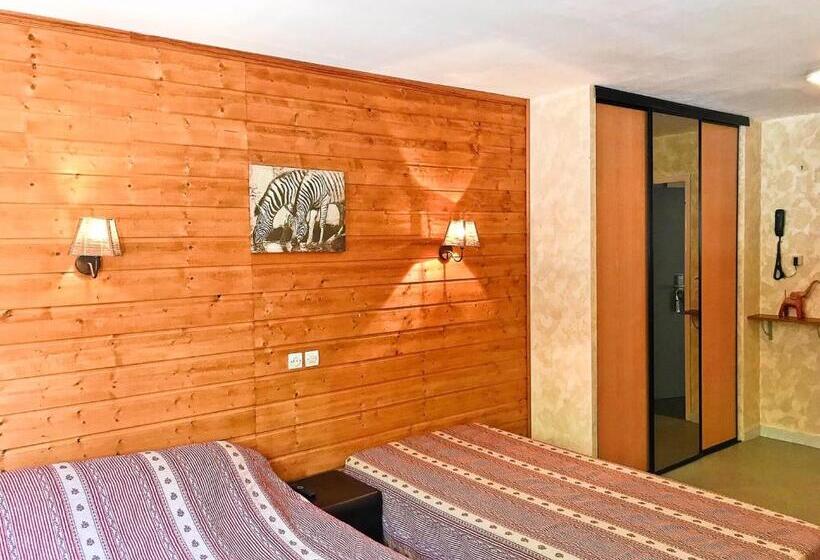 Трехместный Номер Комфорт, Hôtel Le Regis