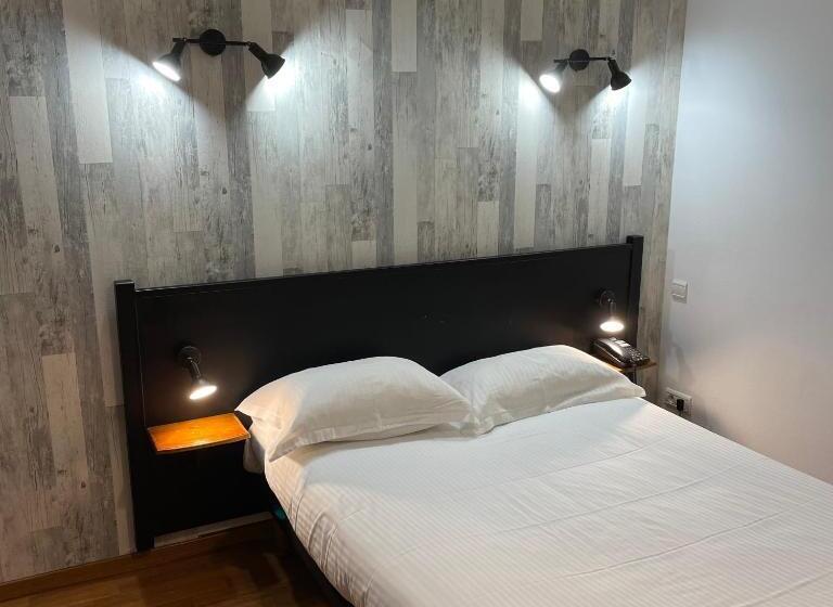 Номер Deluxe, Le Creusot