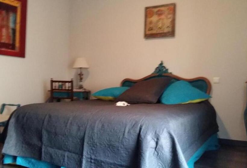 غرفة قياسية, Le Clos Des Aramons