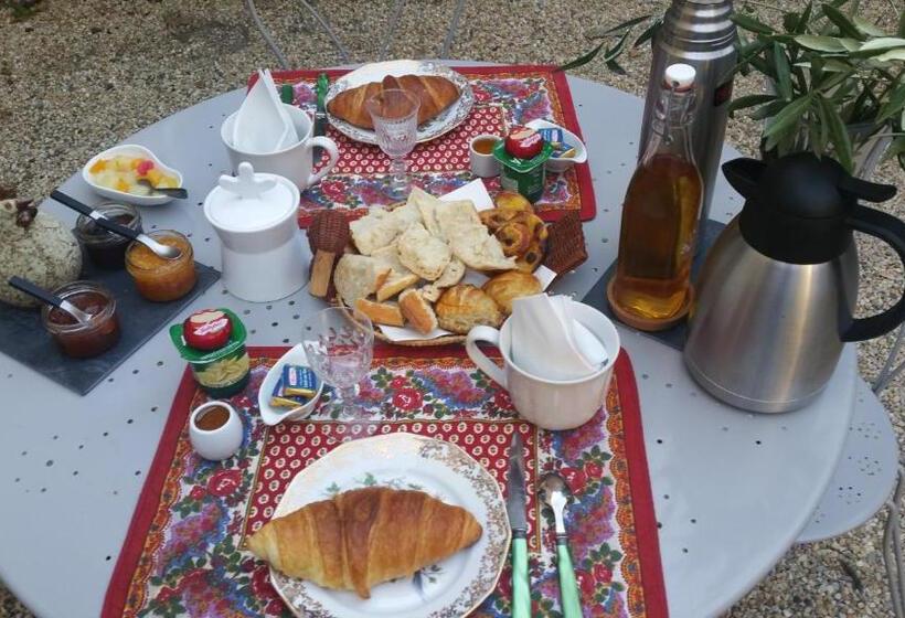 غرفة ديلوكس, Le Clos Des Aramons