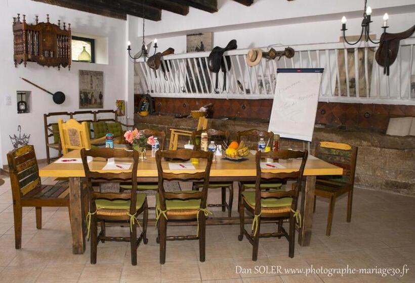 غرفة ديلوكس, Le Clos Des Aramons