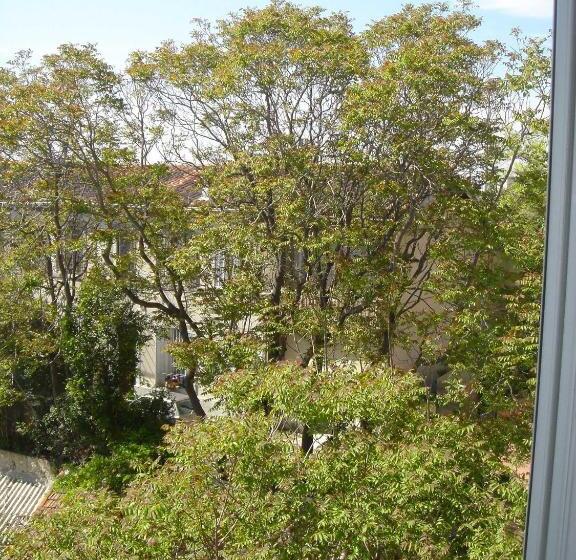 إستوديو قياسى, Residence Carpe Diem