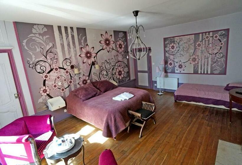 Номер Стандарт Трехместный, Auberge Des Capucins