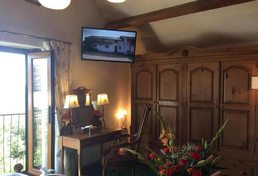 Номер Deluxe с Балконом, Bretton Cottage