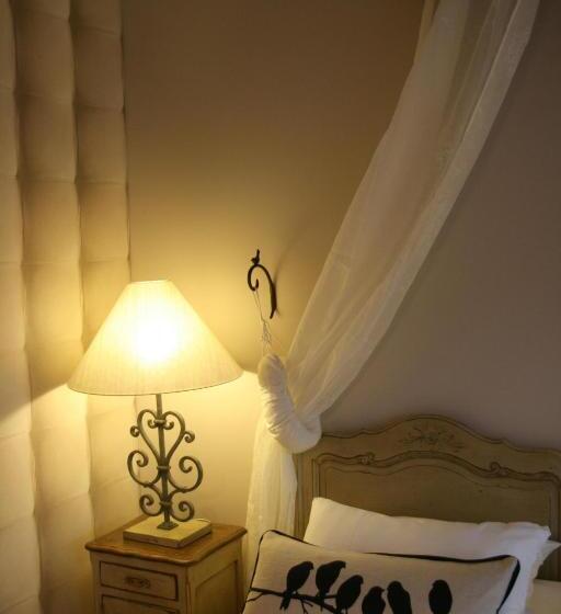 חדר יוקרתי, Le Prieuré Chambres D Hôtes