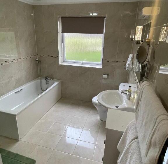 スーペリアファミリールーム, Lovesgrove Country Guest House