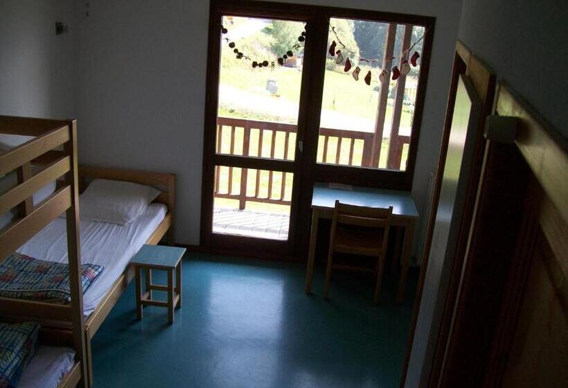 اتاق استاندارد سه نفره, Gîte Le Shantoné