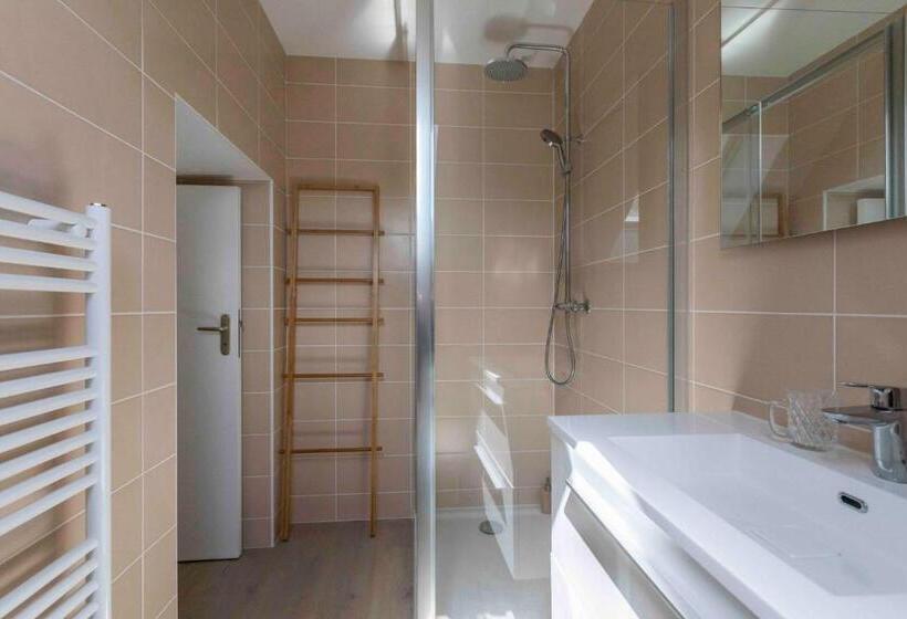 בית, 4 חדרי שינה, L éco Domaine Du Chalonge