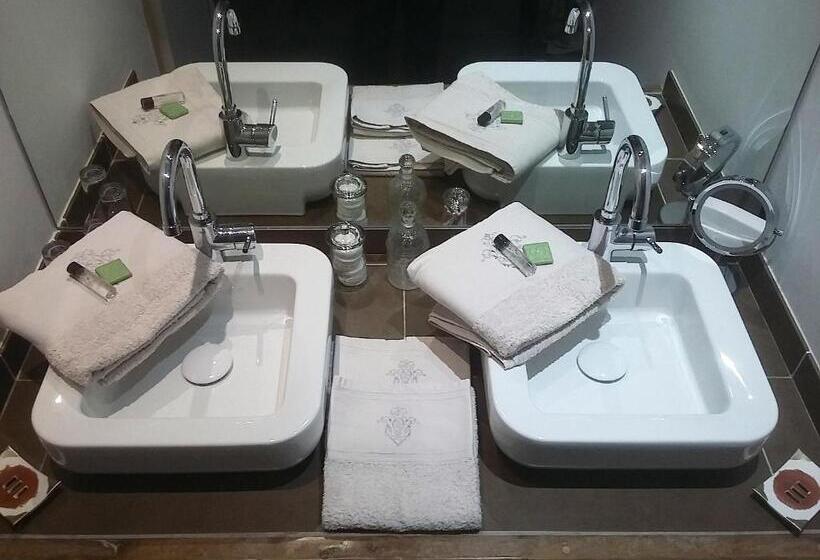 جناح, La Fréjade