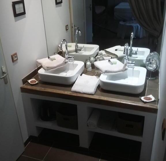 جناح, La Fréjade