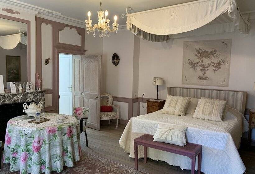 스위트, Le Château De Failloux, Piscine Intérieure Et Sauna