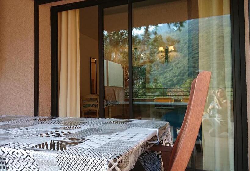 标准工作室, Résidence A Barcella