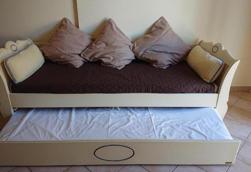 带1个卧室的带阳台的公寓, Résidence A Barcella