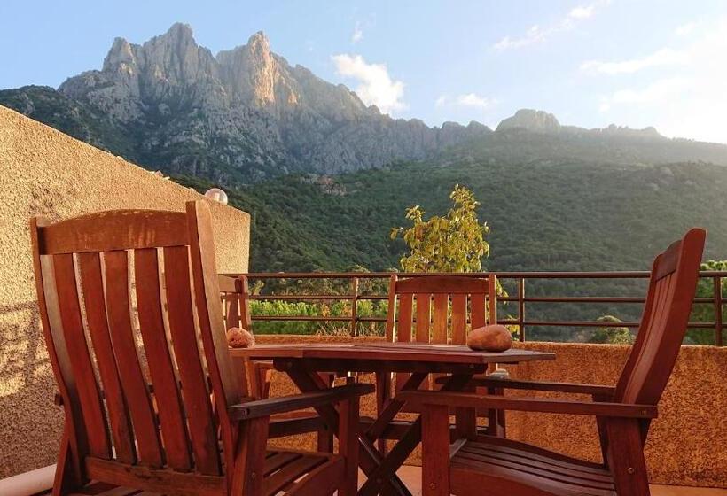 带1个卧室的带阳台的公寓, Résidence A Barcella