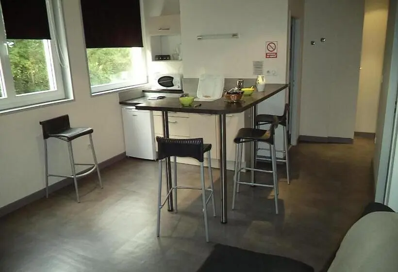 Huoneisto 1 Makuuhuone, West Appart' Hôtel
