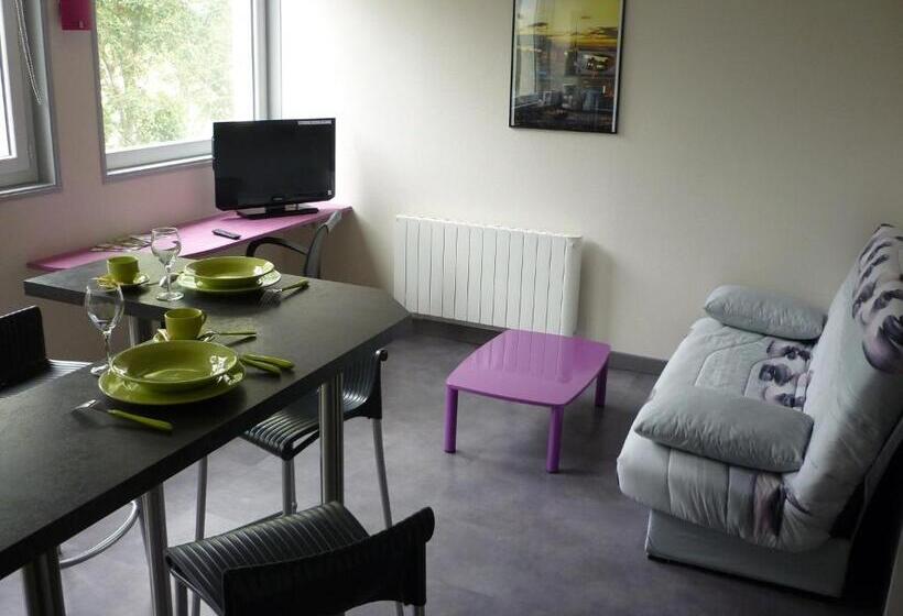 דירת חדר, West Appart' Hôtel