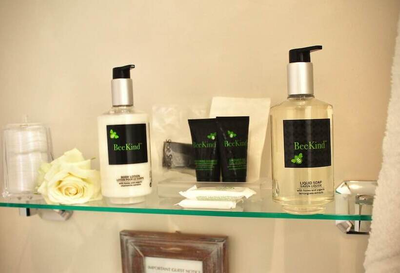 带大床的豪华间, The Barn