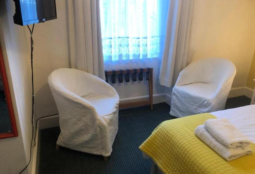 غرفة قياسية سرير كينج, The Sandpiper