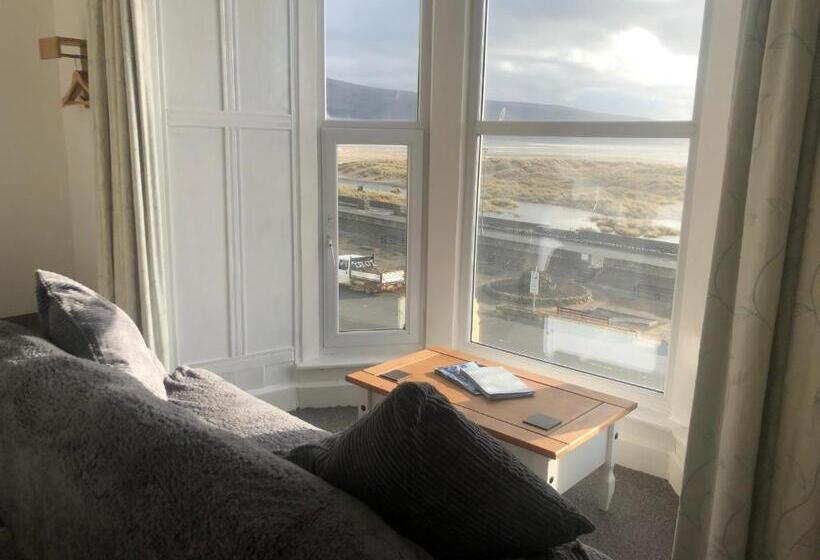 غرفة قياسية سرير كينج, The Sandpiper