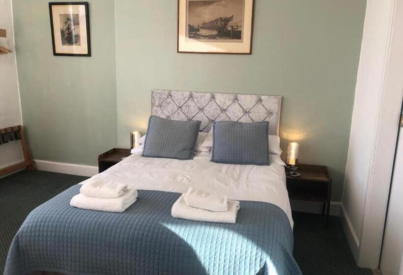 غرفة ديلوكس مطلّة علي البحر, The Sandpiper