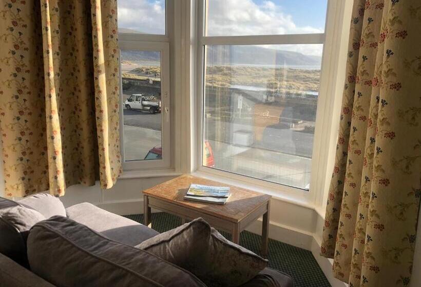 غرفة ديلوكس مطلّة علي البحر, The Sandpiper