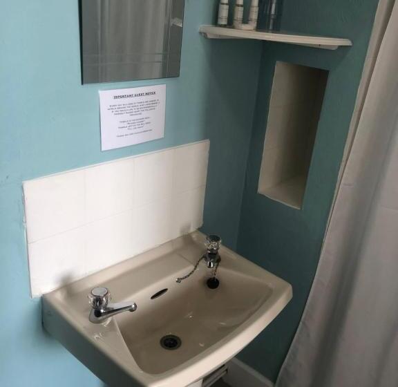 غرفة قياسية سرير كينج, The Sandpiper