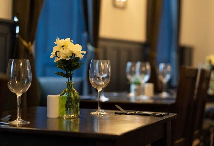 Номер Deluxe, The Ancient Unicorn