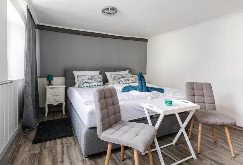 スタンダードルーム, Pension „das Lädle“