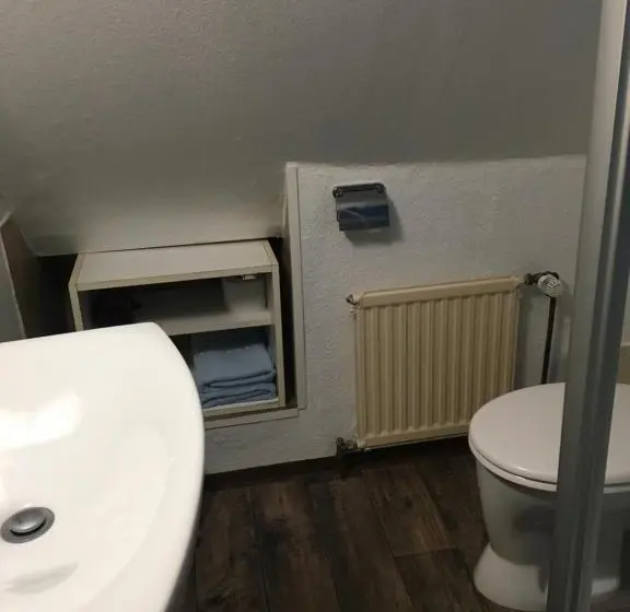 スタンダード４人部屋, Pension „das Lädle“