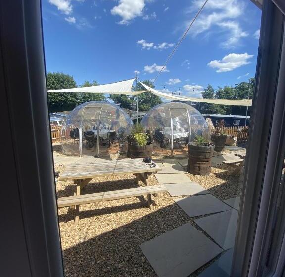 חדר סופריור עם מיטת קינג, The Watersedge, Canal Cottages